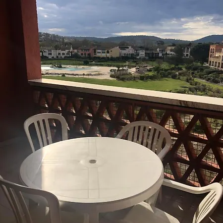 Appartement Pour 4 Personnes A Gassin 66 Appartement *